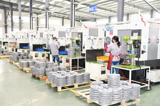 研究显示：德国汽车零部件企业债务负担持续加重